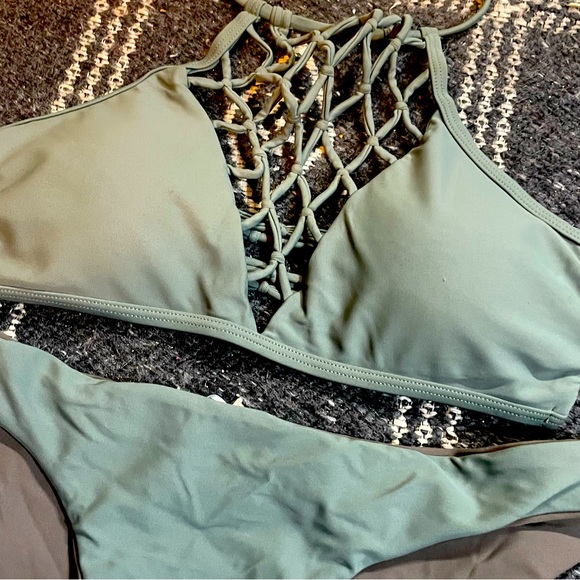 Bikini | Top- Size Medium | Bottoms- Size Small - Picture 2 of 4